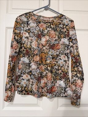 Long-Sleeve Floral Tee in Multicolor